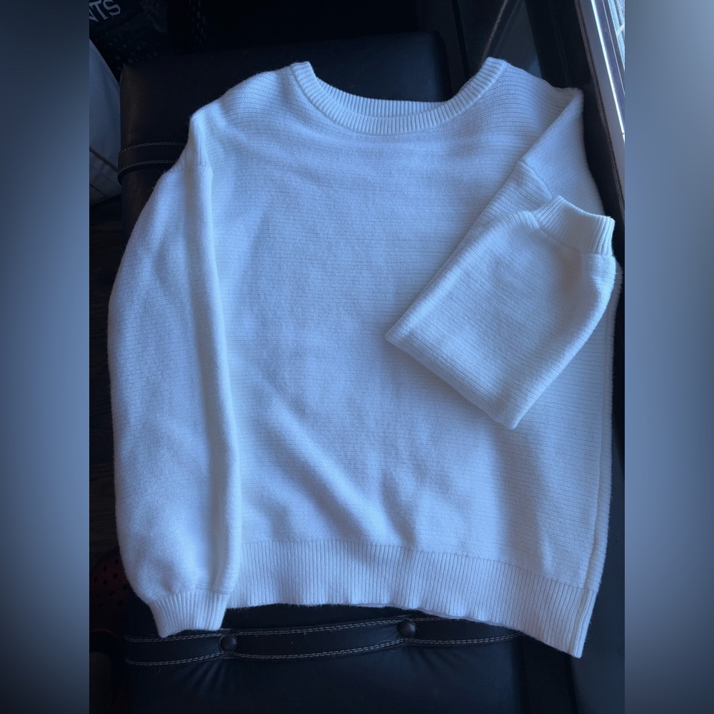 Thick white sweater